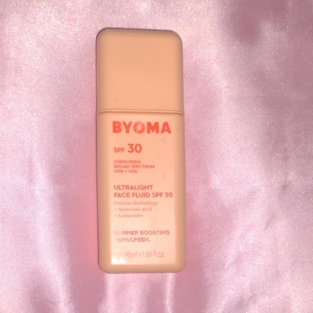 Ultralight Face Fluid SPF 30 - Cream